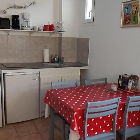 L'Appartement De L'Eglise 圣马迪拉莫 外观 照片