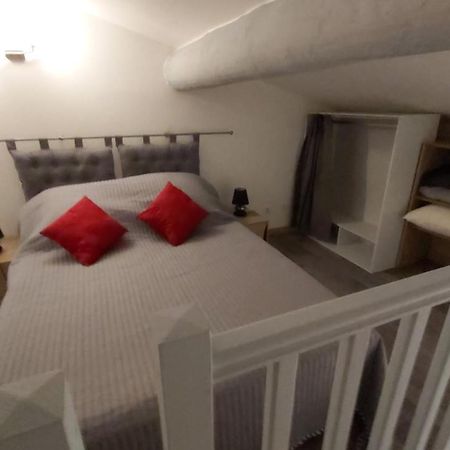 L'Appartement De L'Eglise 圣马迪拉莫 外观 照片
